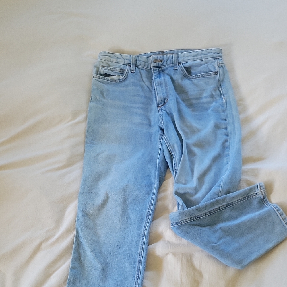 32W Joe's Jeans in Light Blue Denim